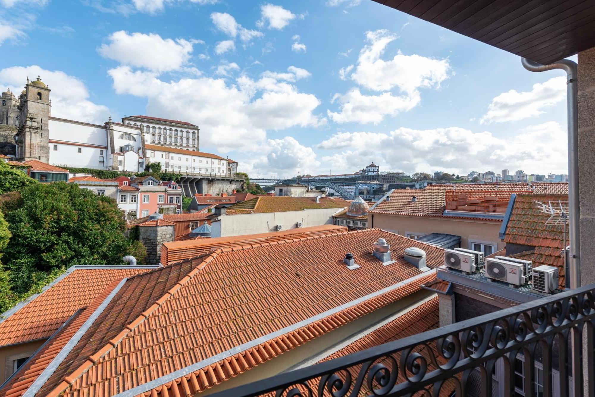 Appartement Mouzinho 32 *